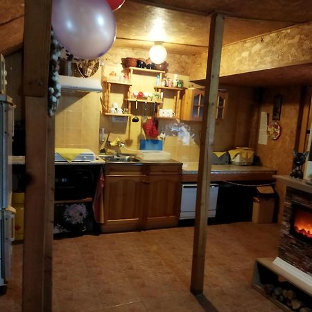 Hotel Къща Под Наем Petrova Cherven  Esterno foto